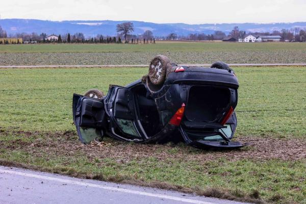 Familie de români, rănită într-un accident în Austria