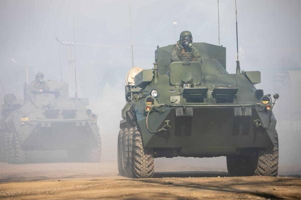 Armata rusă anunţă cuceriri teritoriale în Ucraina şi dă asigurări că va cruţa civilii