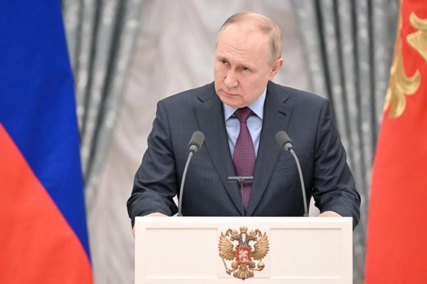 Vladimir Putin i-a convocat pe oligarhii ruși la Kremlin, după prăbușirea burselor din Rusia