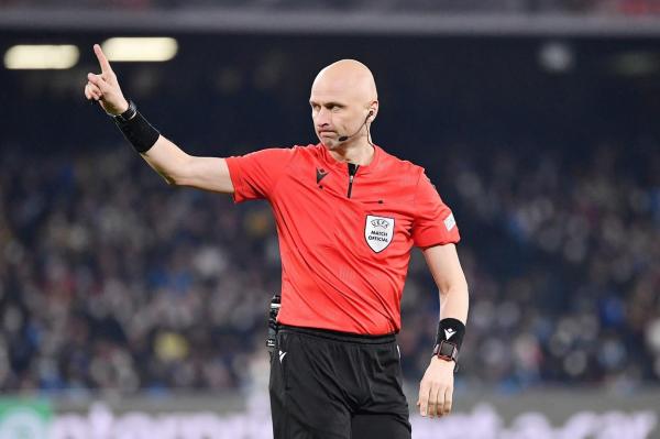 UEFA, în centrul unui scandal după ce a cenzurat un mesaj împotriva războiului la un meci condus de o brigadă din Rusia. Ce scria pe bannerul interzis