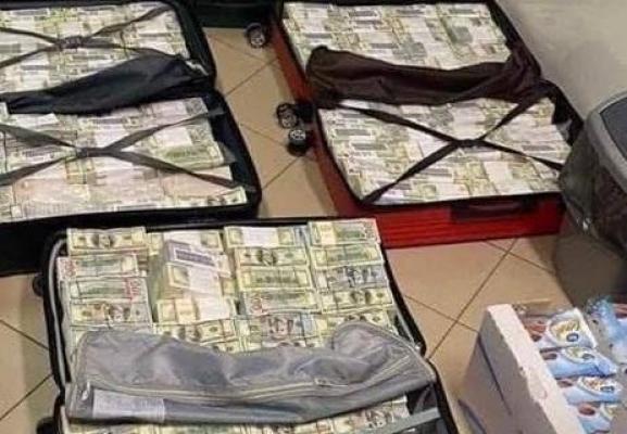 O femeie din Ucraina a încercat să intre în Ungaria cu valize întregi de bani. Avea miioane de dolari şi sute de mii de euro în bagaje