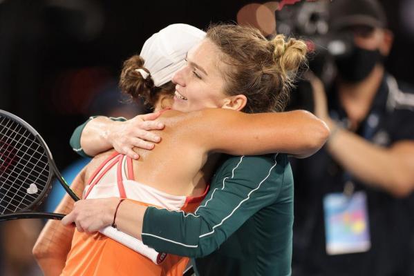 "Prietena mea, îmi vei lipsi". Ashleigh Barty a făcut-o să plângă pe Simona Halep, după ce și-a anunțat retragerea