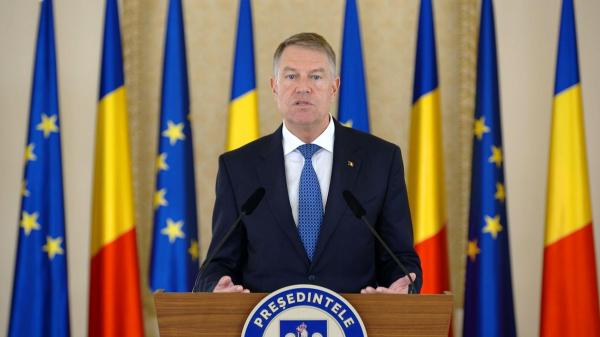 Klaus Iohannis participă la summitul extraordinar al NATO. Preşedintele României vrea consolidarea Flancului Estic