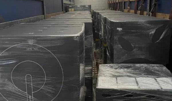 Transport de antene de satelit Starlink