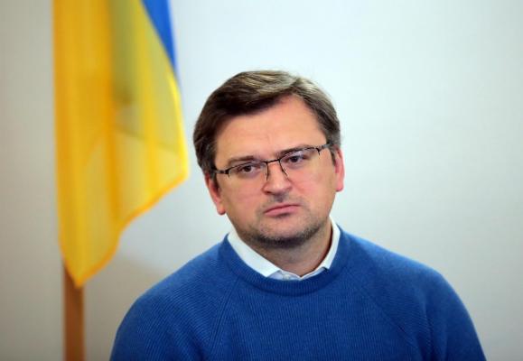Ministrul Kuleba cere echipei de negociatori cu Rusia să nu mânânce, să nu bea și să nu atingă nimic
