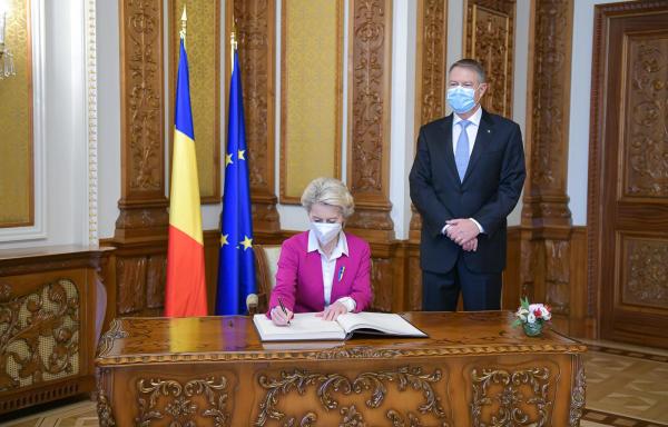 Ursula von der Leyen s-a întâlnit cu Klaus Iohannis la palatul Cotroceni