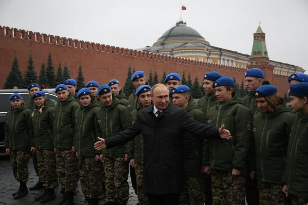 Vladimir Putin a semnat un ordin pentru înrolarea a 135.000 de recruți. Serghei Şoigu susține că demersul nu are nicio legătură cu războiul din Ucraina