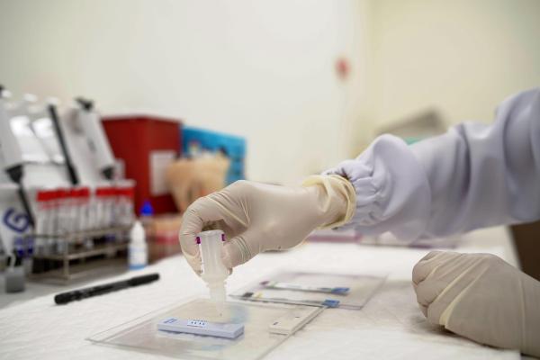 Bilanț coronavirus în România, 19 aprilie. Număr mai mult decât dublu de infectări, faţă de ziua precedentă