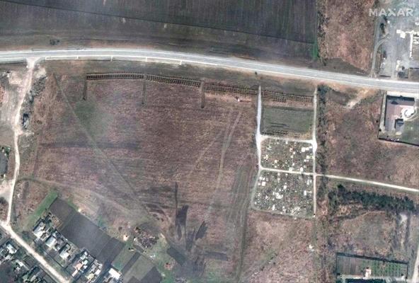 Război Rusia - Ucraina. Groapă comună de 30 de metri, lângă Mariupol