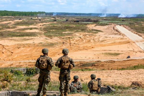 Polonia şi ţările baltice cer NATO să suplimenteze securitatea pe teritoriile lor.