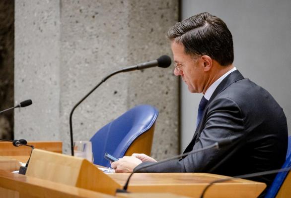 Telefonul Nokia ar putea stoca cel mult 20 de SMS-uri