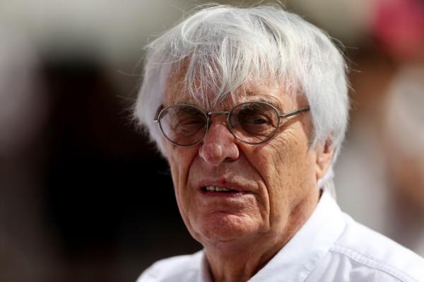 Bernie Ecclestone, fostul șef al Formulei 1, arestat în Brazilia pentru port ilegal de armă în avion