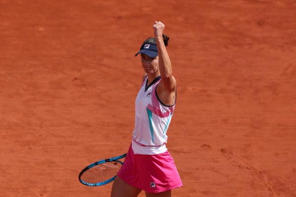 Irina Begu s-a calificat în optimile turneului de la Paris