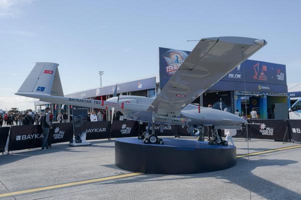 Dronele Bayraktar, coșmarul rușilor în Ucraina, sunt dorite acum în toată lumea