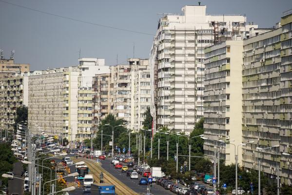 Termoenergetica lasă fără apă caldă zeci de blocuri din Capitală. Ar putea fi afectate inclusiv spitalele Fundeni și Colentina