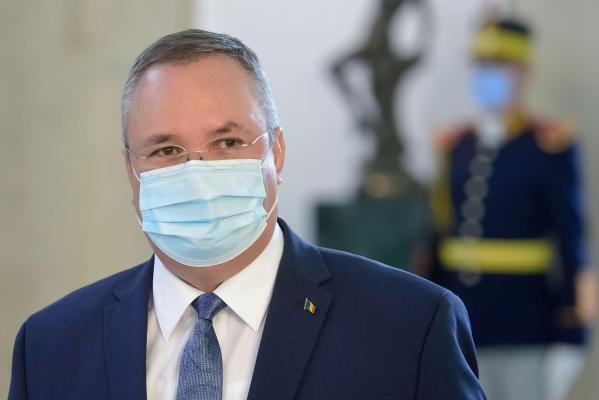 Premierul Ciucă: Compensare la carburanți în sumă fixă de 50 de bani. Se aplică direct la pompă