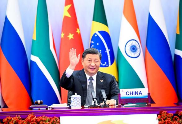 Xi Jinping părăseşte China continentală pentru prima dată de la începutul pandemiei. Preşedintele chinez merge în Hong Kong
