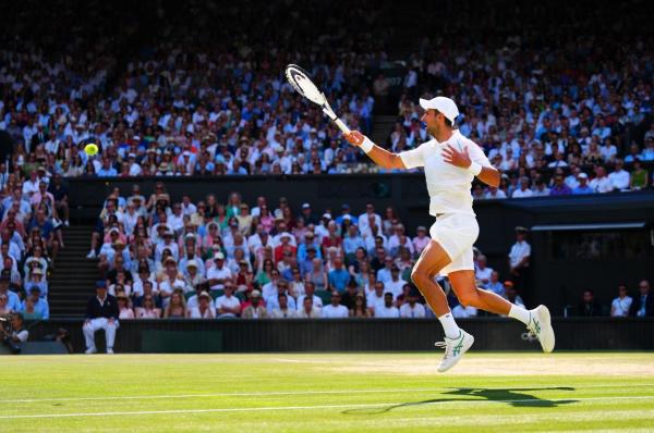 Novak Djokovic a câştigat pentru şaptea oară turneul de la Wimbledon