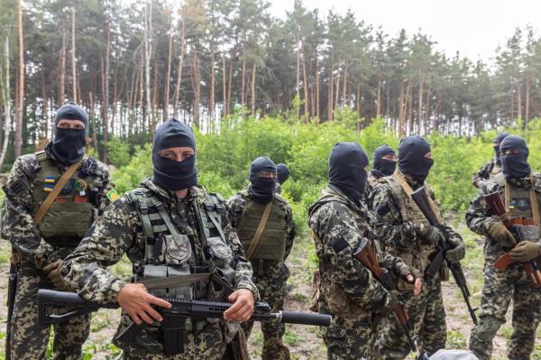 Ucraina plănuiește o armată ”de un milion de soldați” echipată cu arme NATO, pentru a recuceri sudul țării