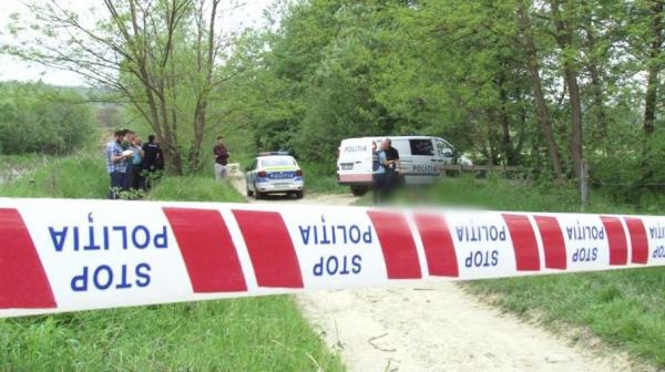 Un bărbat de 58 de ani din Timiş s-a împuşcat cu arma de vânătoare, după o ceartă cu familia. Omul a lăsat un mesaj de adio