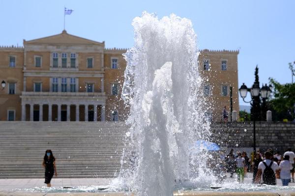 Atenţionare de călătorie MAE pentru Croaţia şi Grecia: Cod portocaliu şi roşu de caniculă şi pericol de incendii