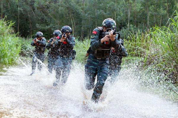 China a devenit mai agresiva in Pacific.
