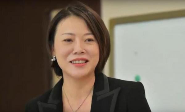 Cea mai bogată femeie din Asia a pierdut jumătate din averea sa. Criza din sectorul imobiliar a lovit puternic în China