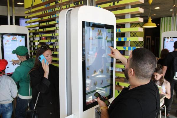 Criză de cartofi la "Gusos şi atât"