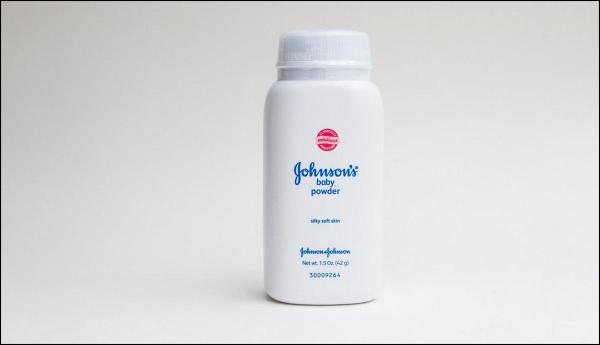 se confruntă cu zeci de mii de procese din partea femeilor care susțin că produsul dezvoltă cancer ovarian