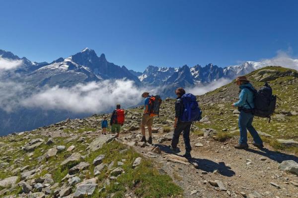 Ghid turistic şi clientul său, morţi în Munţii Alpi. Cadavrele au fost descoperite de alţi turişti care escaladau Mont Blanc