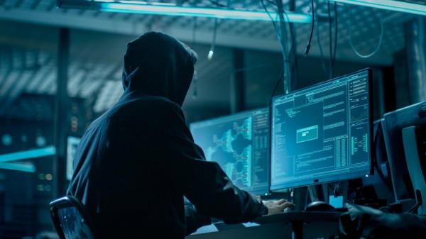 Doi hackeri din Dolj, trimişi în judecată de DIICOT