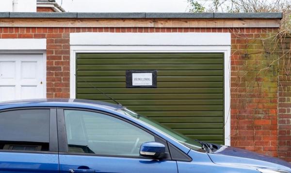 Femeia era conștientă și vorbea după ce a fost lovită, dar a murit două zile