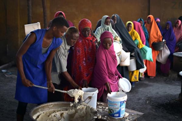 Criza climatică a dublat numărul celor afectați de "foamea extremă". Țările dezvoltate, somate să-și reducă emisiile de gaze de seră