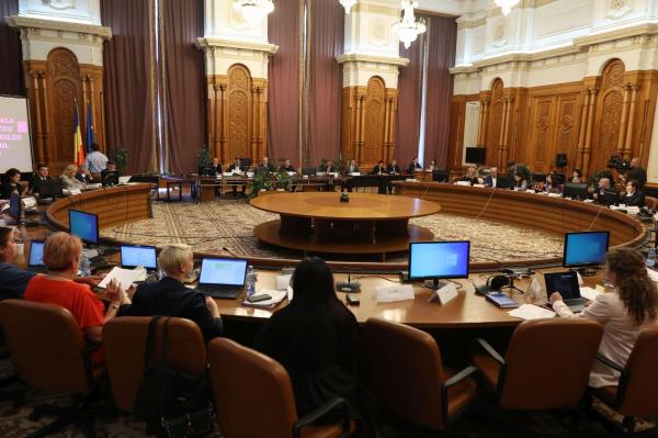 Comisia pentru legile justiţiei, raport favorabil în cazul proiectului legii CSM. USR cere amânarea dezbaterilor