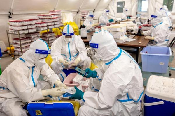 Vaccinul e administrat prin inhalare