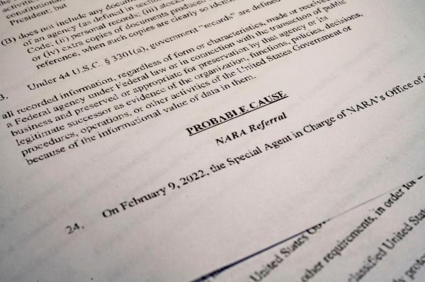 Documente confiscate de FBI din reşedinţa lui Donald Trump