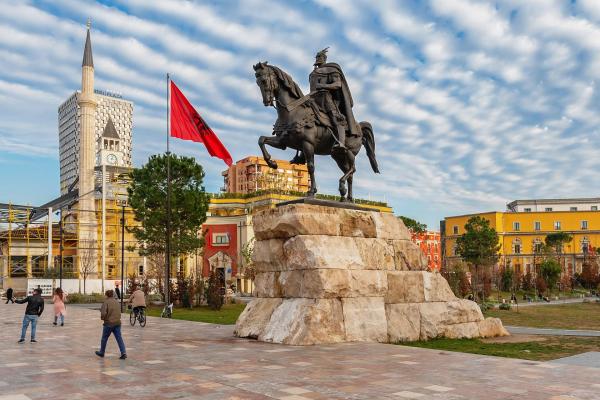 capitala Albaniei Tirana