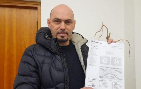 "Cum este posibil să fi consumat atât?" Factura uriașă la gaz primită de Marian, un român stabilit în Italia. De o săptămână copiii săi stau în frig
