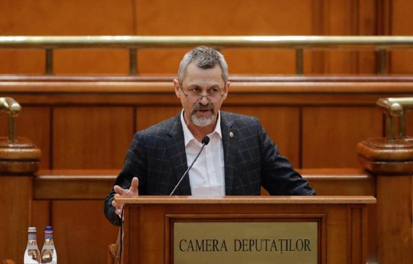 Deputatul AUR Dumitru Focşa