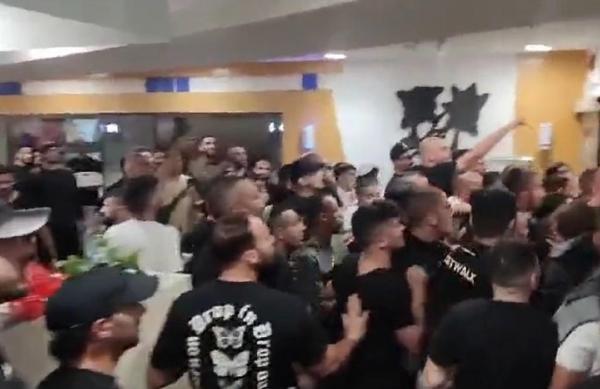 Teroriști Hamas răniți, tratați în spitale din Israel. Furioși, zeci de ultrași "La Familia" au luat cu asalt centrele medicale