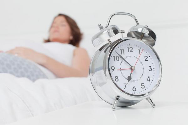 Trecem la ora de iarnă 2023. Cum se dau ceasurile în noaptea de 28 spre 29 octombrie