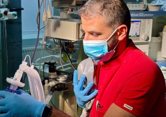 "Pruncule, mai zăbovește acolo unde ești și roagă-te pentru noi, căci până și asta am uitat". Medic israelian stabilit în România, mesaj pentru copilul nenăscut