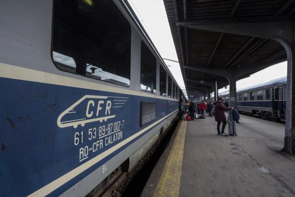 Tren CFR Călători în Gara de Nord din Bucureşti