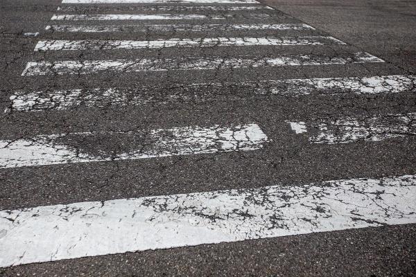 Șofer de TIR bulgar, reținut după ce s-a urcat băut la volan şi a lovit o femeie pe trecerea de pietoni, în Dolj