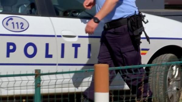 O femeie din Braşov a mers direct la poliţie după ce a fumat marijuana şi s-a plâns că are halucinaţii. Tânăra l-a reclamat şi bărbatul care i-a dat ţigara