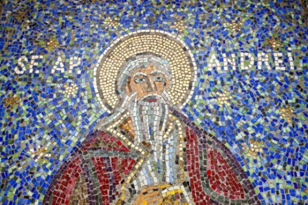 Sfântul Andrei este una dintre sărbătorile religioase cu cruce roşie prăznuite în noiembrie 2024