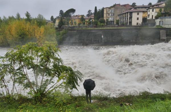 Avertisment pentru românii care merg ori se află deja în Italia