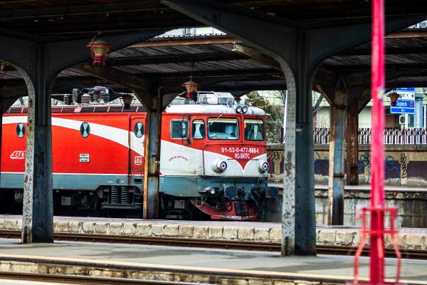 Închisoare pentru angajații din căile ferate, băuți sau drogați care refuză prelevarea de mostre biologice. Legea a fost promulgată