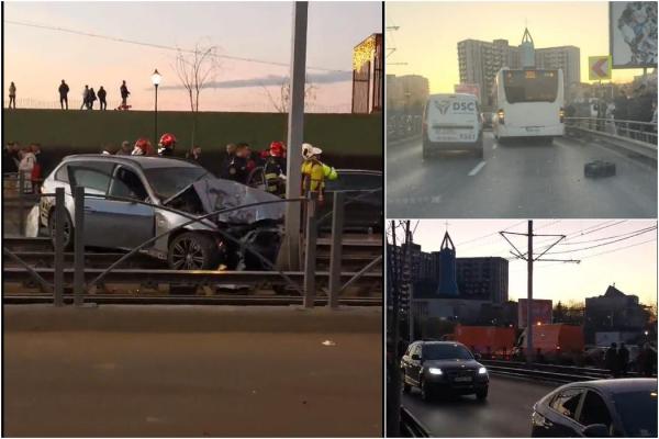 Linia de tramvai 41 din Capitală, blocată după ce un şofer a lovit un autobuz pe şine. S-a înfiinţat o linie de navetă între staţii