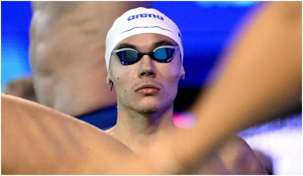 David Popovici a terminat pe locul 3 în seria sa şi s-a calificat în semifinalele la 200 m liber, la CE de înot în bazin scurt